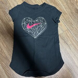 Nike Kids 5 Black Heart Graphic T-Shirt Short Sleeve